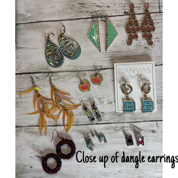 53pc Wearable Costume Jewelry Lot - Picture 7 of 8